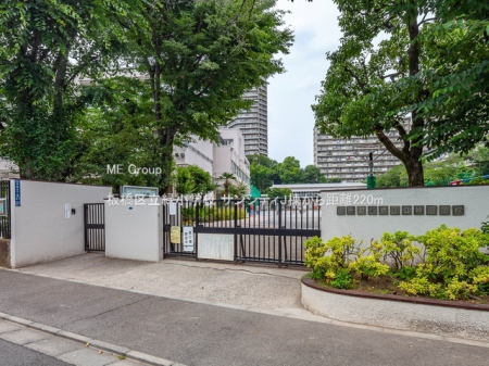 ���ӊ� ���w�Z 220m ���旧�Ώ��w�Z