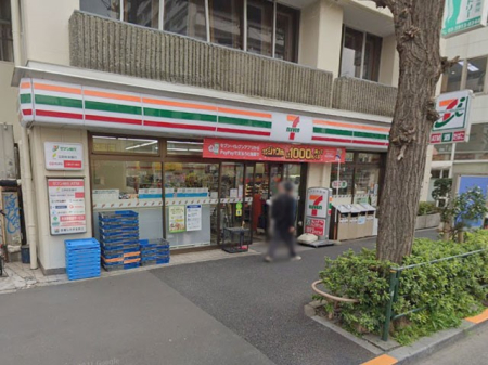 ���ӊ� �R���r�j 100m �Z�u��-�C���u�������a�c�R���ړX