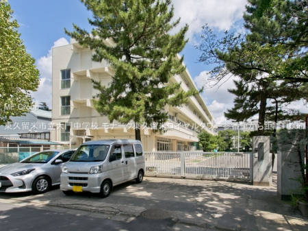 ���ӊ� ���w�Z 1100m ���v���Ďs����咆�w�Z