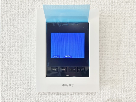 ���̑����� TV���j�^�[�t�C���^�[�t�H�����t���Ă��ăZ�L�����e�B�[��