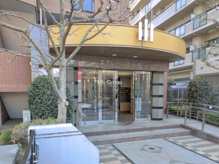 �G���g�����X -