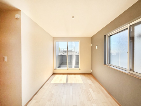 �Q�� ���邢�o���R�j�[�T�C�h�ɗm����ݒu�B�ڊo�߂̗ǂ��Q���ɁB 