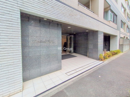 �G���g�����X -