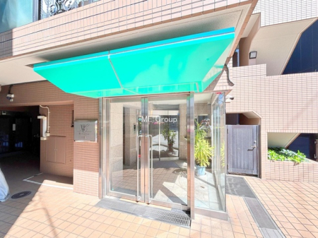 �G���g�����X -