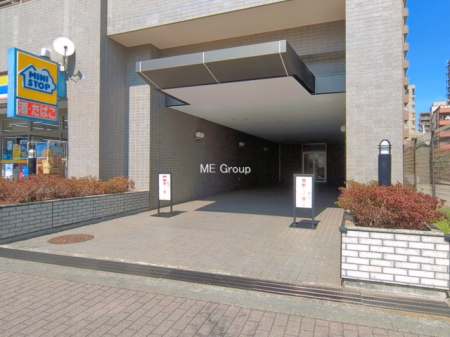 �G���g�����X -