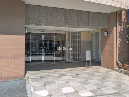 �G���g�����X -