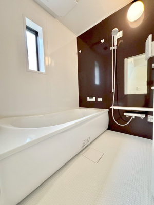 ���� ����̔�����₷��؂ȃo�X�^�C���B�������Ƃ����C���y����Ŕ����Ƃ肽���ł��ˁI  