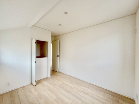 �Q�� �g���₷���`�Ńx�b�g��Ƌ�̒u�����ɂ����邱�Ƃ�����܂���B   