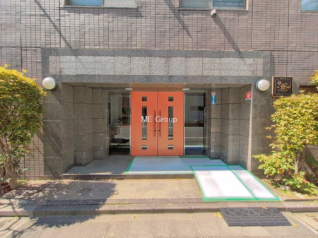 �G���g�����X -