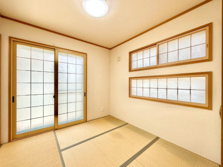 ���̑����� �_�炩����̋�Ԃ́A���q�l�̗V�я�◈�q���̂����ĂȂ��̏ꏊ�Ƃ��ďd�󂵂܂��B 