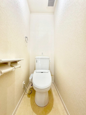 �g�C�� �g�C���͈��S�̂Q�ӏ��I���̃o�^�o�^������S�ł��B 