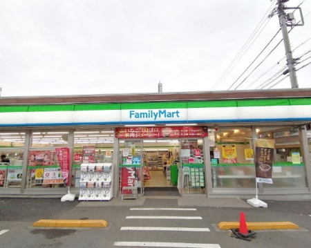 ���ӊ� �R���r�j 400m �t�@�~���[�}�[�g ������O���X