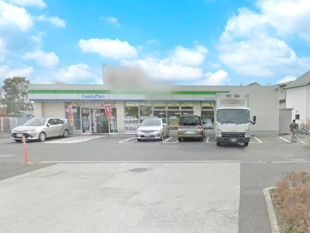 ���ӊ� �R���r�j 400m �t�@�~���[�}�[�g �������J�˒��X