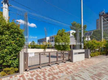 ���ӊ� ���w�Z 440m �]�ː�旧�D�x���w�Z