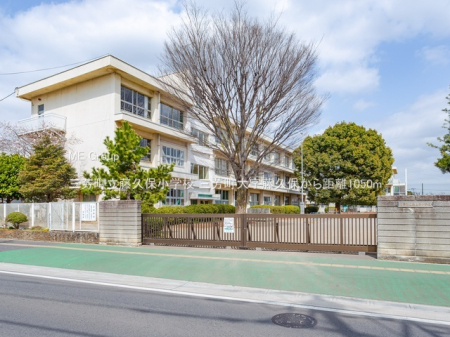 ���ӊ� ���w�Z 1050m �O�F�������v�ۏ��w�Z