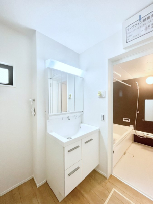 ���ʑ�E���ʏ� ���[�͂Ƌ@�\���ɗD�ꂽ���ʉ��ϑ�