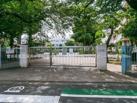 ���ӊ� ���w�Z 700m ���c�J�旧�[�򏬊w�Z