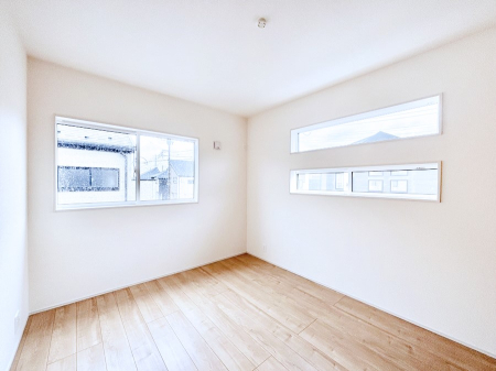 �Q�� �����̑����A�N�Z���g�ɂȂ��Ă���2�K5���̗m���B2�ʍ̌��Ŗ��邭���ʂ����ǍD�I