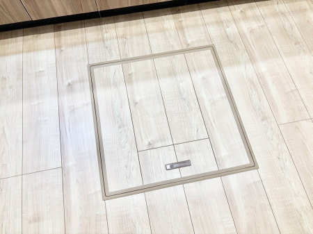 ���̑����� �������[�t���I���p�i�E���p�i�̎��[�ɂ��劈��B