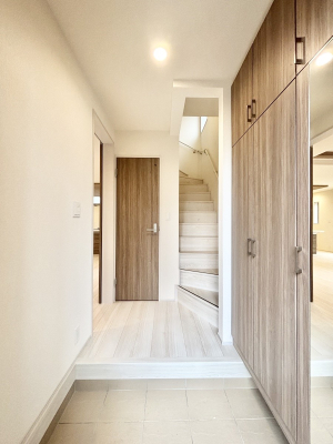 ���� �Ƒ��̋A��₨�q�l�������������}���錺��  