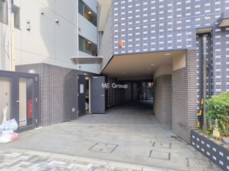 �G���g�����X -