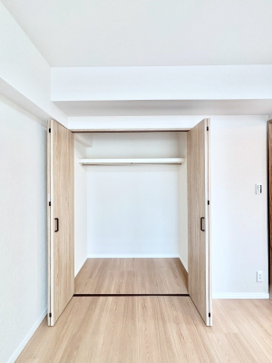 ���[ �m���N���[�[�b�g�B���s��������̂Ō���̈ߗނ�����������[�ł��܂��B