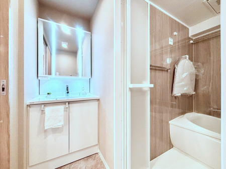 ���ʑ�E���ʏ� ������������ʉ��ώ��Œ��̐g�x�x�����K