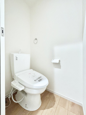 �g�C�� �E�H�V�����b�g�t���g�C����1�K��2�K���ꂼ��ɔz�u����Ă��ĂƂĂ��֗��ł��B 