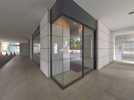 �G���g�����X -