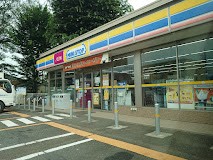 ���ӊ� �R���r�j 900m �~�j�X�g�b�v �V���V�x�X