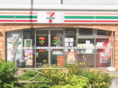 ���ӊ� �R���r�j 300m �Z�u��-�C���u�� �`��O�c�ܒ��ړX