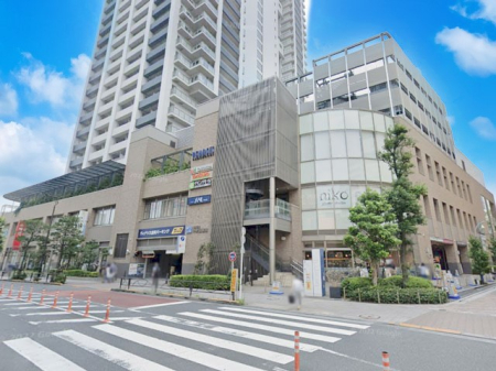 ���ӊ� �V���b�s���O�Z���^�[ 400m ���B�i�V�X�����u���C�g�R�[�g