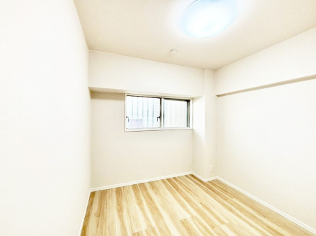 ���̑����� �u�₩�ȓ��������������S�̂�D������ݍ���ł���܂�