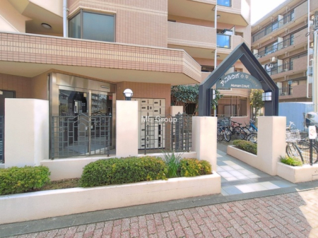 �G���g�����X -