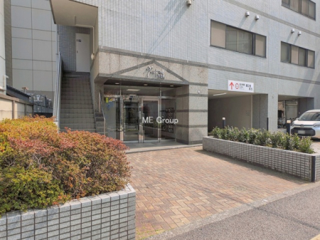 �G���g�����X -