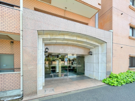 �G���g�����X -