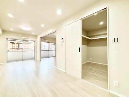 ���r���O �傫�ȑ����炽���Ղ�̗z���ƕ����������郊�r���O