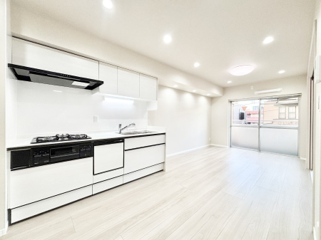 ���̑����� �Ƒ������R�ƏW�܂�e���̃X�y�[�X�ɂȂ肻��