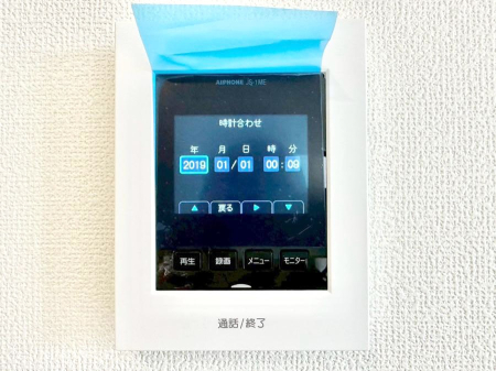 ���̑����� TV���j�^�[�t�C���^�[�t�H�����t���Ă��ăZ�L�����e�B�[��