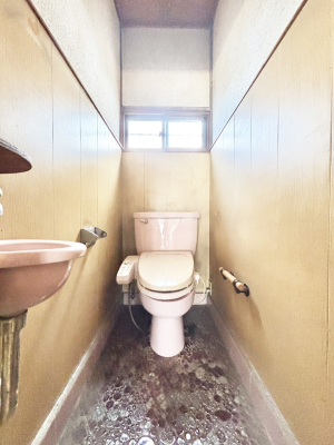 �g�C�� �g�C����1�K��2�K���ꂼ��ɔz�u����Ă��ĂƂĂ��֗��ł��B 