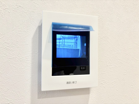 ���̑����� TV���j�^�[�t�C���^�[�t�H�����t���Ă��ăZ�L�����e�B�[��  �@