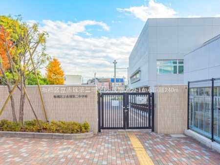 ���ӊ� ���w�Z 240m ���旧�Ԓˑ�񒆊w�Z