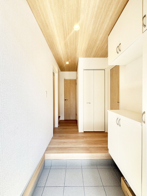 ���� �Ƒ��̋A��₨�q�l�������������}���錺��  