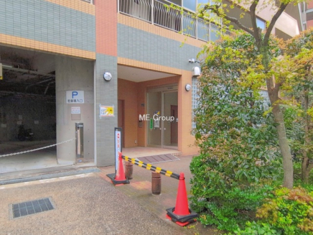 �G���g�����X -