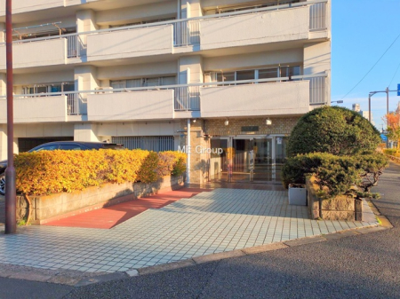 �G���g�����X -