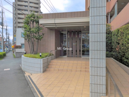 �G���g�����X -