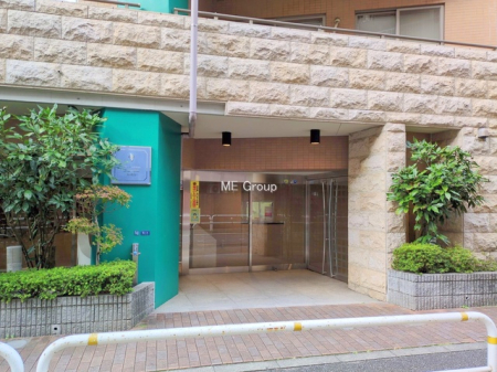 �G���g�����X -