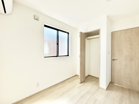 �Q�� �g���₷���`�Ńx�b�g��Ƌ�̒u�����ɂ����邱�Ƃ�����܂���B   