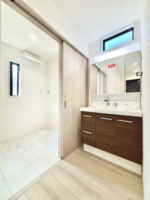 ���̑� ���邢���ʏ��͖����̐g�x�x���y�����ł����Ⴂ�����ł��B    