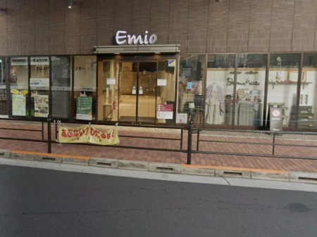 ���ӊ� �V���b�s���O�Z���^�[ 2200m �G�~�I �ΐ_�����